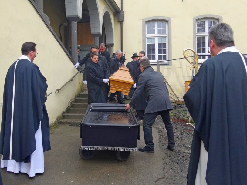 2016 03 05 Beerdigung Abt Placidus Mittler Siegburg 05